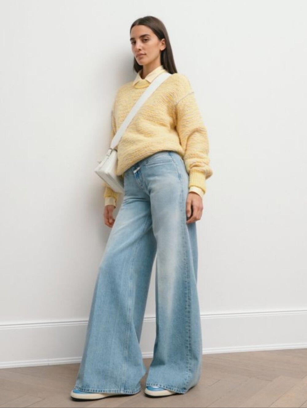 Closed Flared-X High Rise Jeans in Light Blue Sz 24